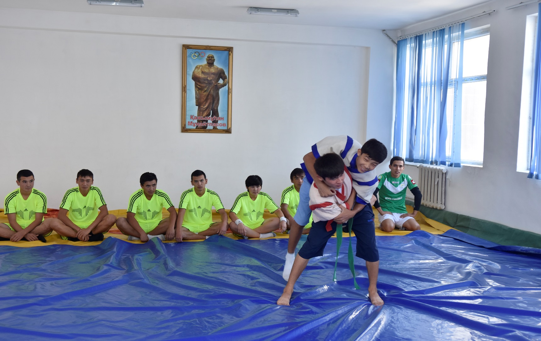Жанбас әдісін көрсету барысы