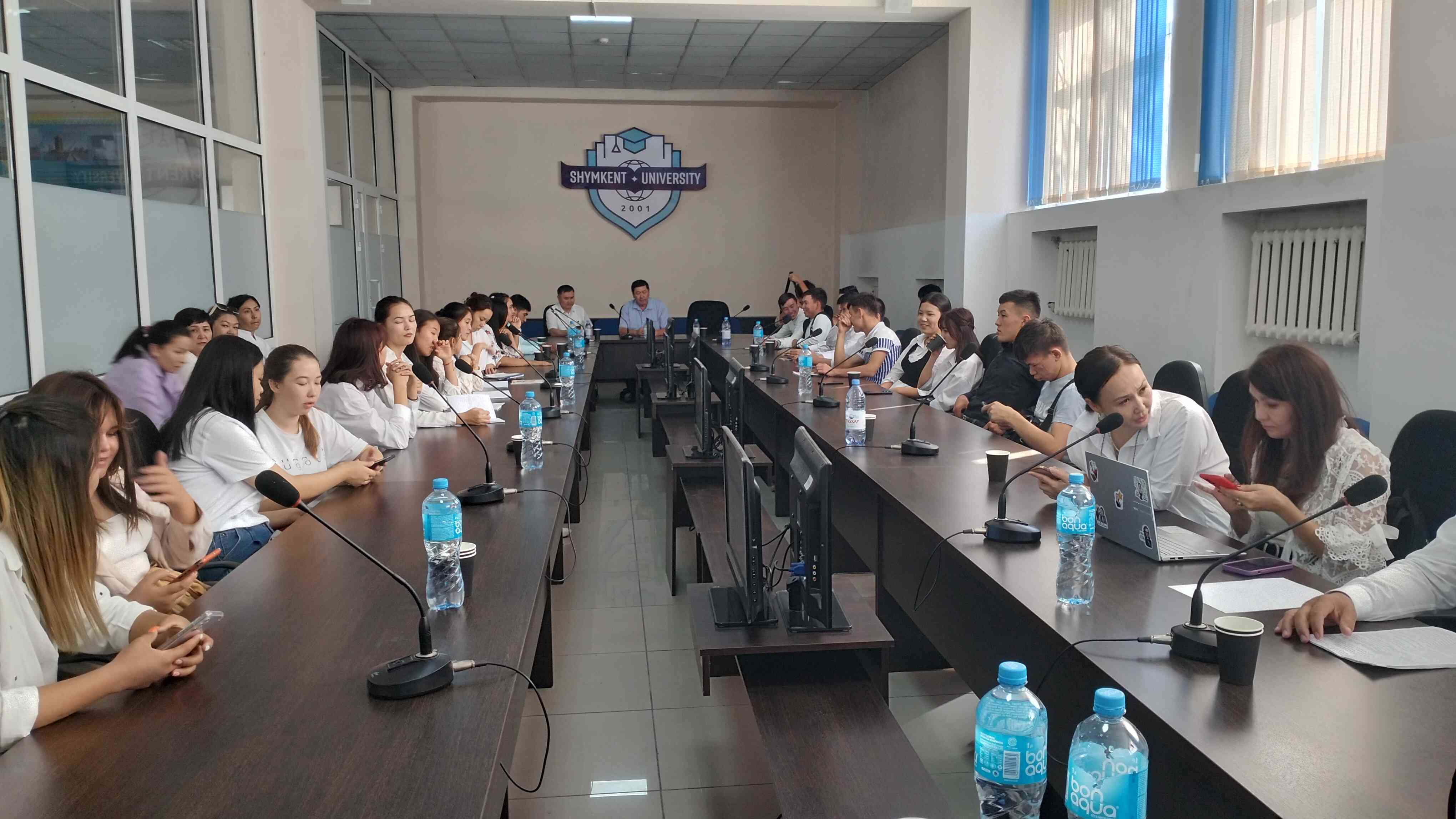 В ШУ прошел круглый стол «Приоритеты новой экономической ориентации – шаг к созданию Нового Казахстана!»