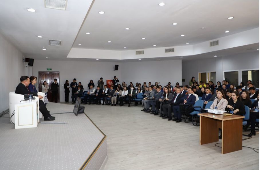 В Туркестане проведено 1 заседание студенческого совета.