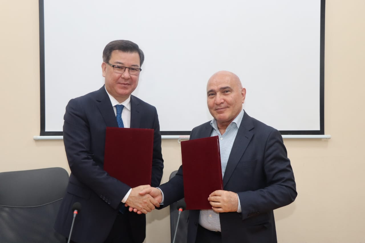 3 декабря 2025 года подписан Меморандум о сотрудничестве между Институтом Истории и этнологии имени А.А. Бакиханова при Академии наук Азербайджана и Шымкентским университетом.